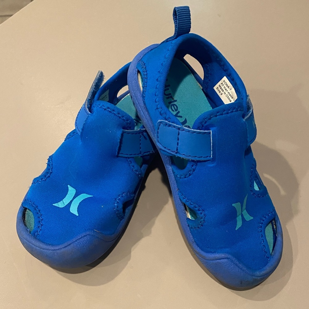 Hurley kids Blue Kona Water/Pool shoes GUC size 9 toddler